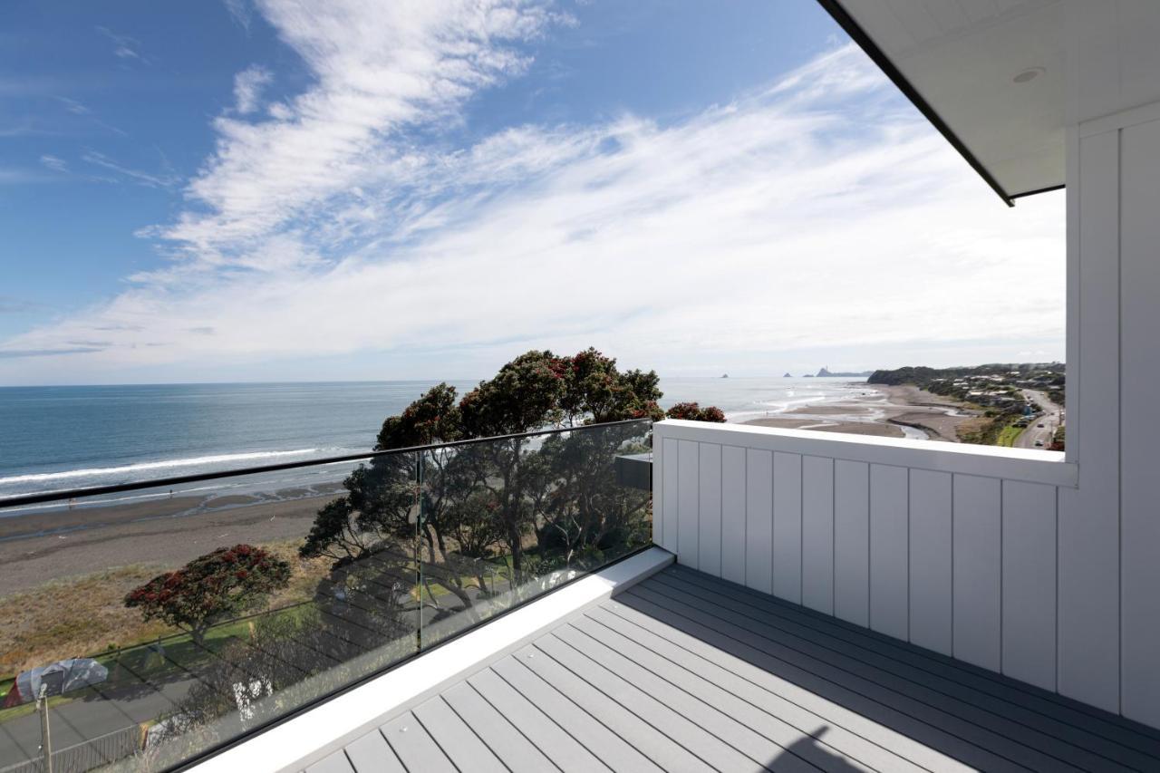 Oakura Beach Front Apartments Exterior photo